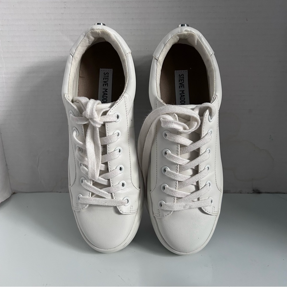 STEVE MADDEN Women's Classic Court Sneaker Athleisure Shoes
